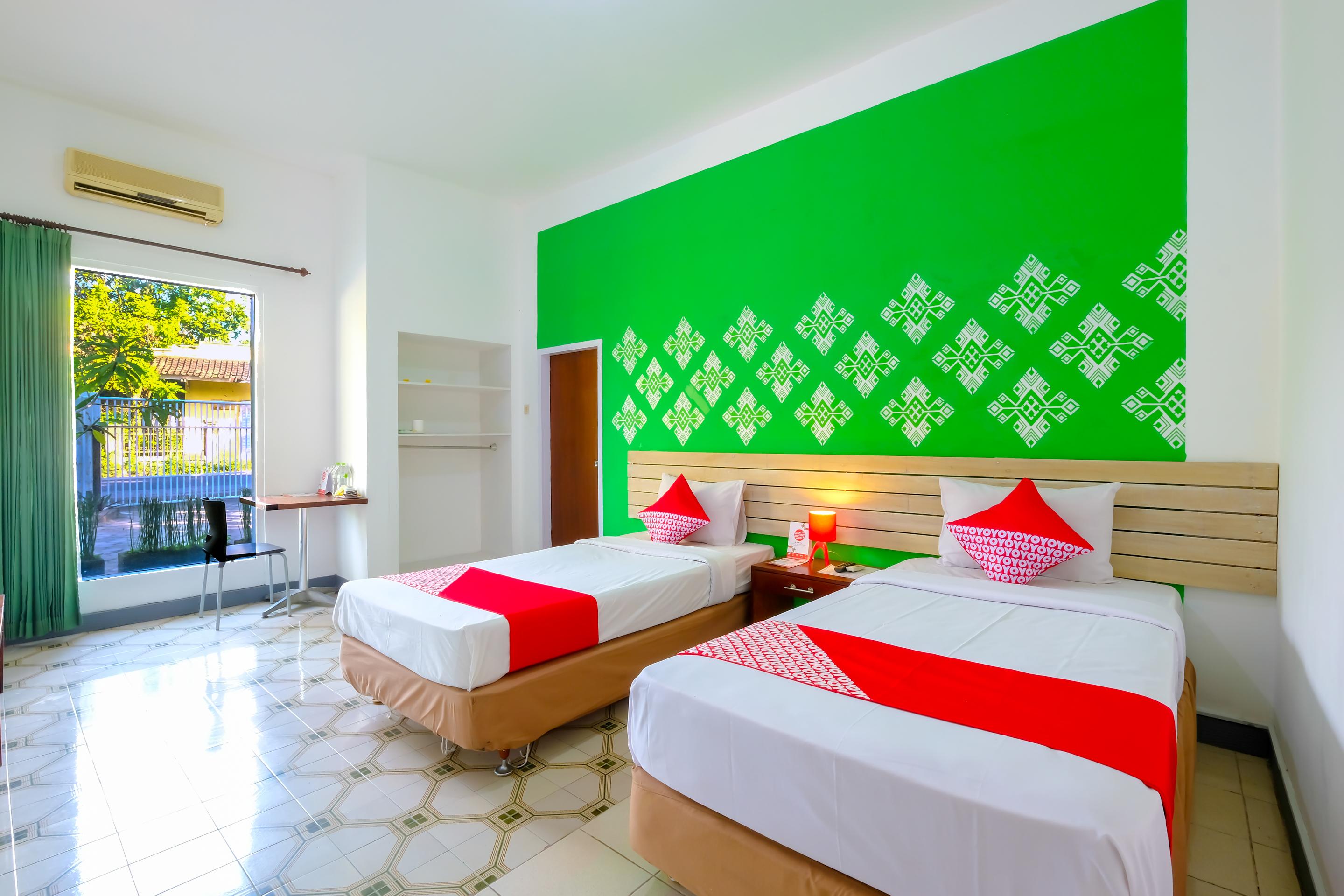 Oyo 1206 Lombok Guest House Mataram Ngoại thất bức ảnh