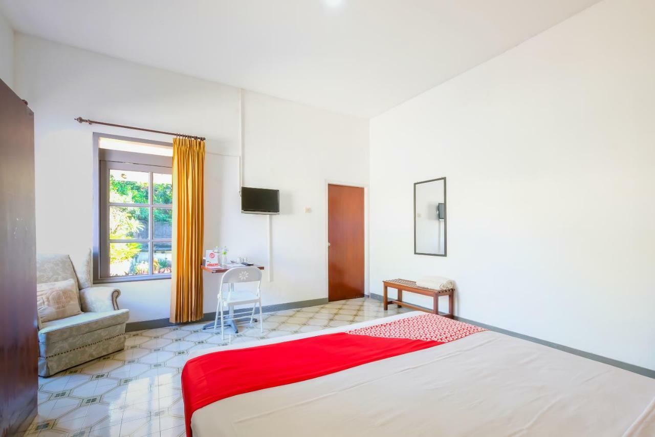 Oyo 1206 Lombok Guest House Mataram Ngoại thất bức ảnh